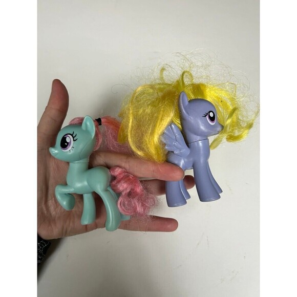 My Little Pony Lily Blossom Magic Pegasus & Minty - Picture 3 of 5